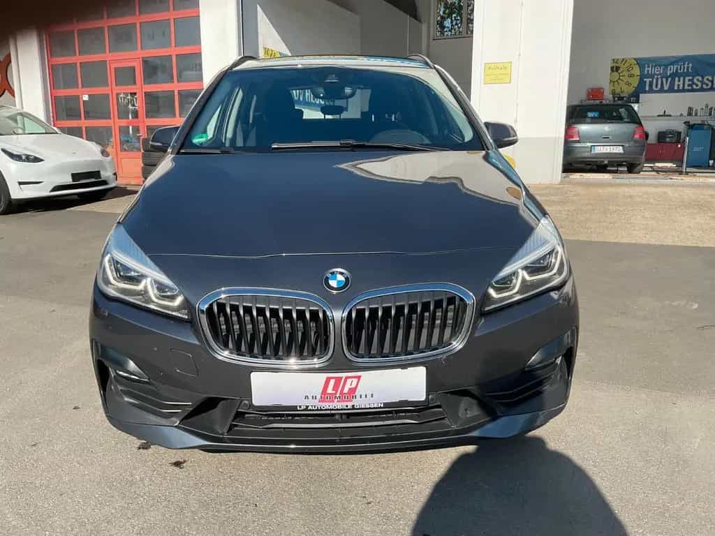 BMW 2 Series 220 i Active Tourer LED Navi PDC SHZ Klima Tempo 04/2018-photo-0