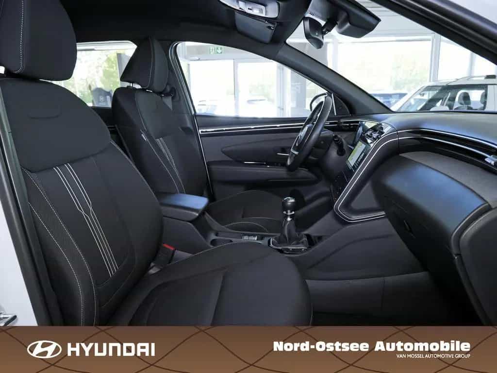 Hyundai TUCSON 1.6 T-GDI ADVANTAGE 2WD SHZ LHZ NAVI PDC 03/2024-photo-10