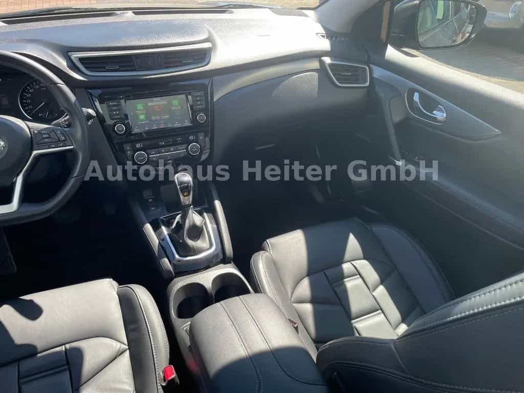 Nissan Qashqai 1.3 Akari Auto./ Leder+Pano.+360°+AHK 05/2021-photo-14