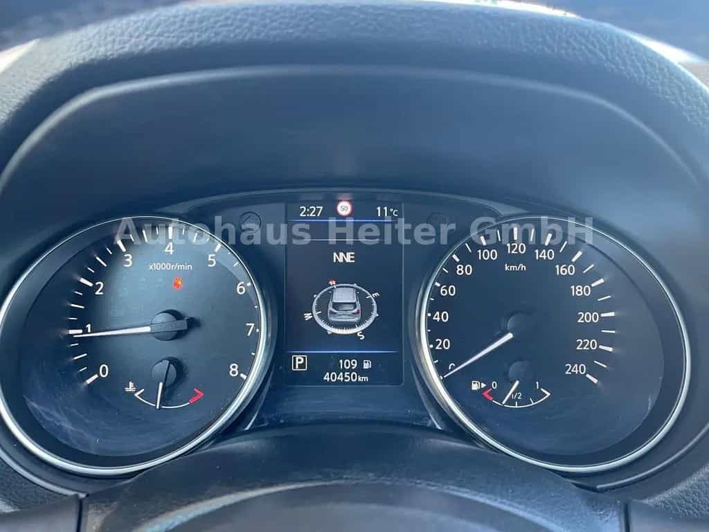 Nissan Qashqai 1.3 Akari Auto./ Leder+Pano.+360°+AHK 05/2021-photo-21