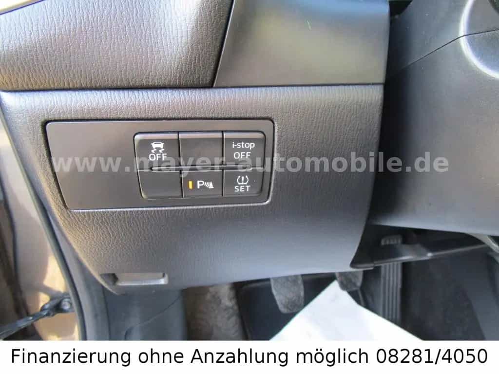 Mazda 3 Lim. Exclusive-Line*Kamera*LED*PDC*BT*HuD*Navi 03/2018-photo-28