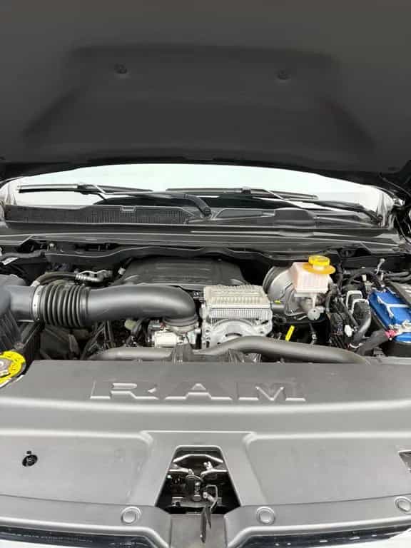 Dodge RAM 1500 Laramie Sport null-photo-7