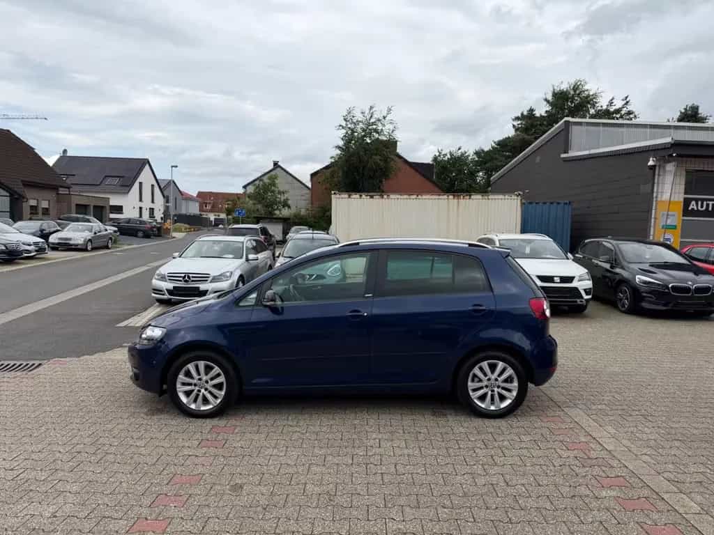 Volkswagen Golf Plus VI Anhkp AUTOMATIK Pdc Sitzhz Tempo BT 04/2011-photo-1