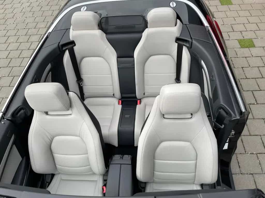 Mercedes-Benz E-Class 300 Cabrio CGI BlueEfficiency AMG-PAKET 12/2011-photo-11