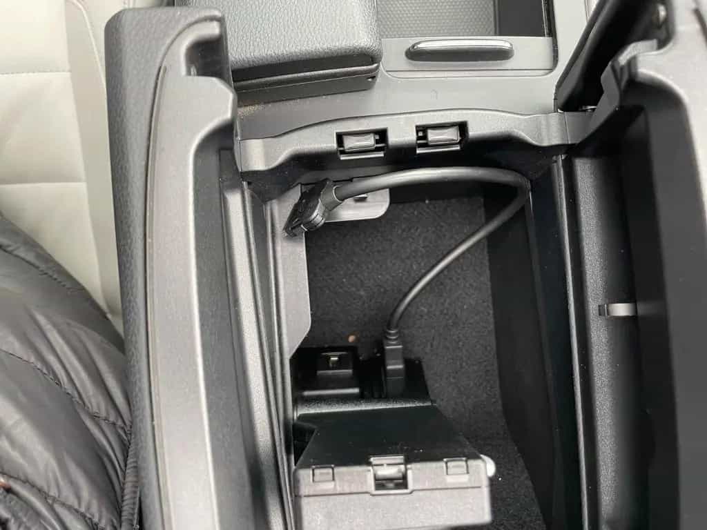 Mercedes-Benz E-Class 300 Cabrio CGI BlueEfficiency AMG-PAKET 12/2011-photo-20