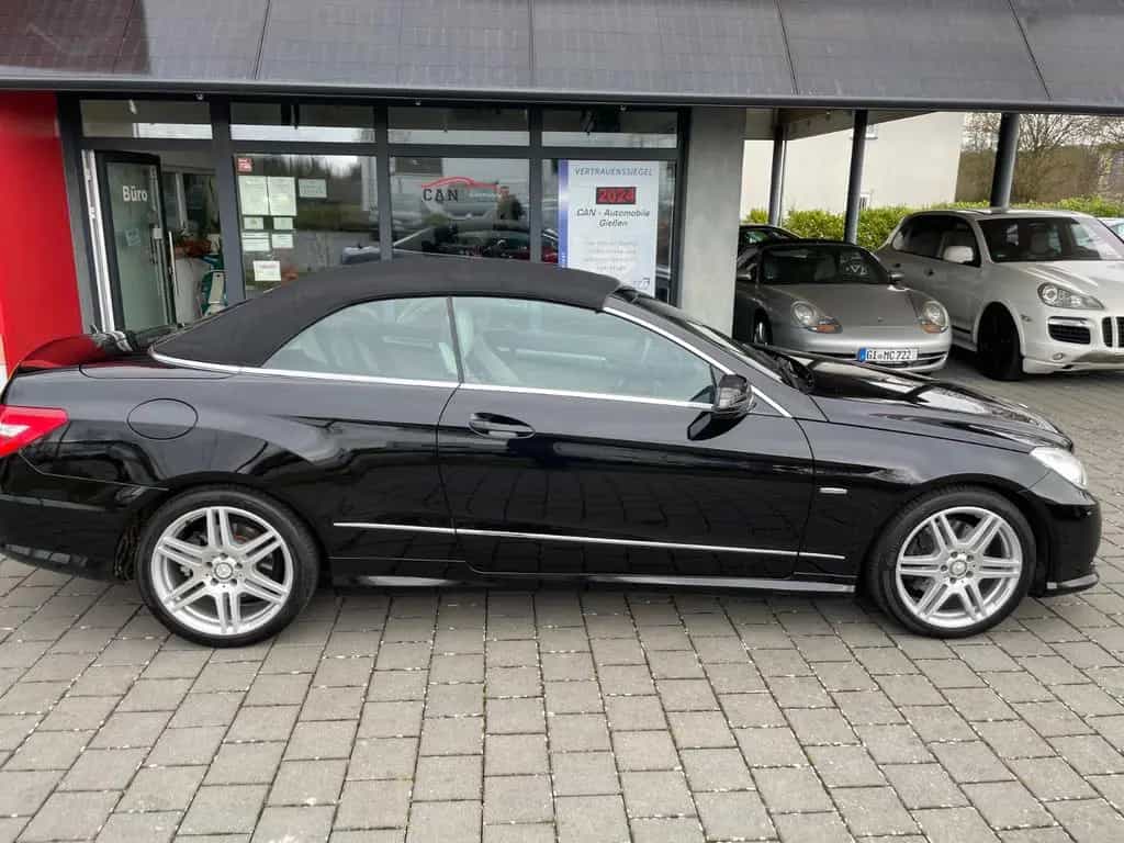 Mercedes-Benz E-Class 300 Cabrio CGI BlueEfficiency AMG-PAKET 12/2011-photo-22