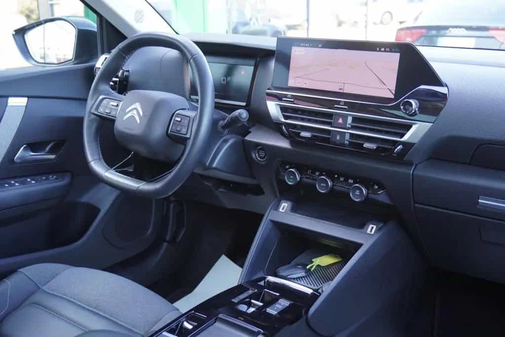 Citroën C4 1.2 Pure Tech Max/Panorama/Kamera/LED/Navi/ 10/2023-photo-11