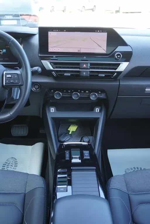 Citroën C4 1.2 Pure Tech Max/Panorama/Kamera/LED/Navi/ 10/2023-photo-13