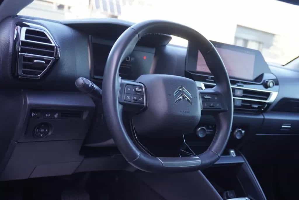 Citroën C4 1.2 Pure Tech Max/Panorama/Kamera/LED/Navi/ 10/2023-photo-17