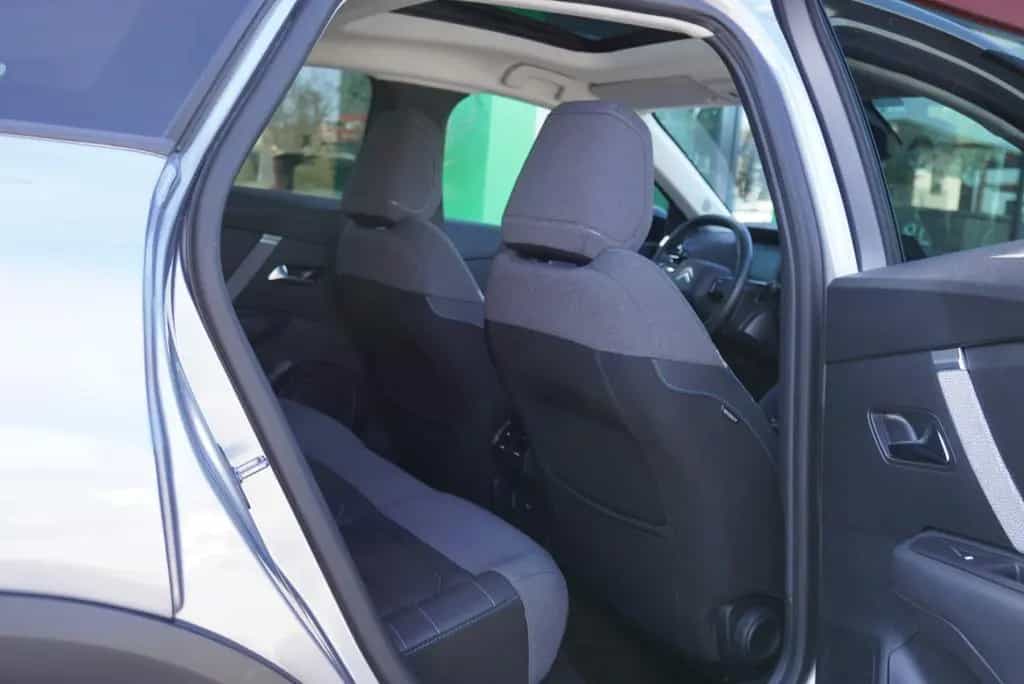 Citroën C4 1.2 Pure Tech Max/Panorama/Kamera/LED/Navi/ 10/2023-photo-19