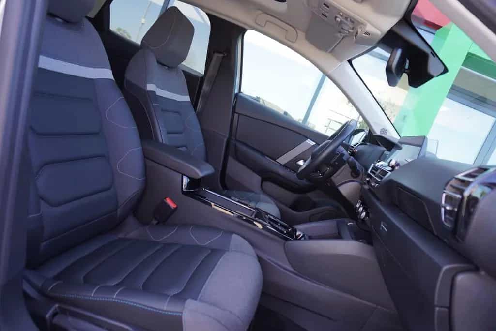 Citroën C4 1.2 Pure Tech Max/Panorama/Kamera/LED/Navi/ 10/2023-photo-8
