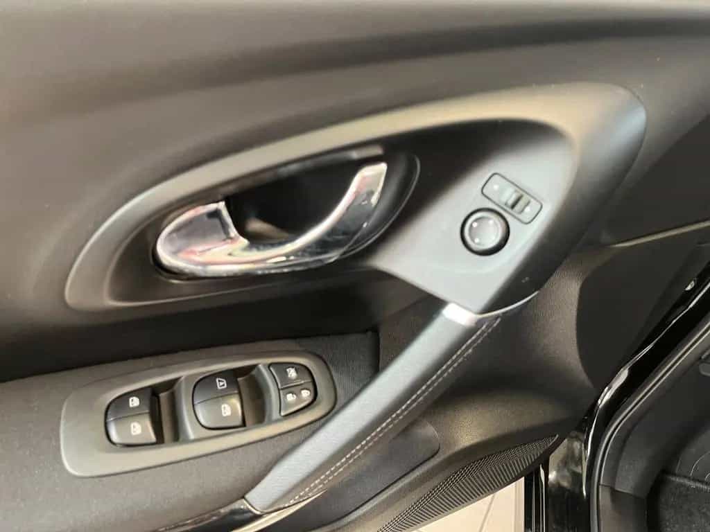 Renault Kadjar Life 1.2 TCE Energy Klimaanlage Tempomat 11/2017-photo-17