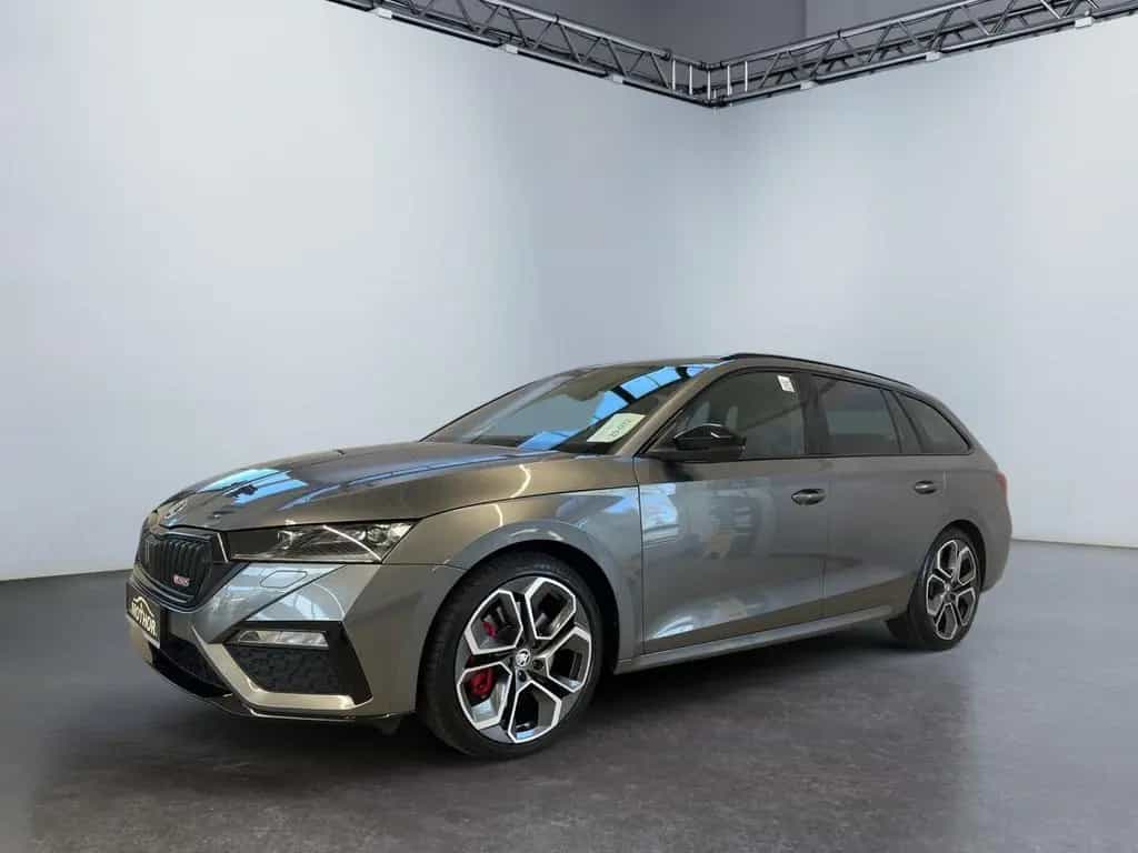 Skoda Octavia Combi RS 2.0 TSI DSG Standheizung MATRIX 02/2023-photo-1
