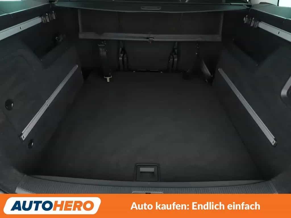 Volkswagen Sharan 2.0 TSI Highline BlueMotion Tech Aut.*NAV 10/2016-photo-17