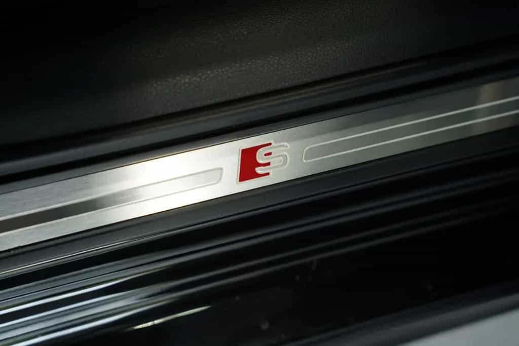 Audi S3 Limousine q. 2.H *Pano*NO OPF*Schale*Virtual 02/2018-photo-17
