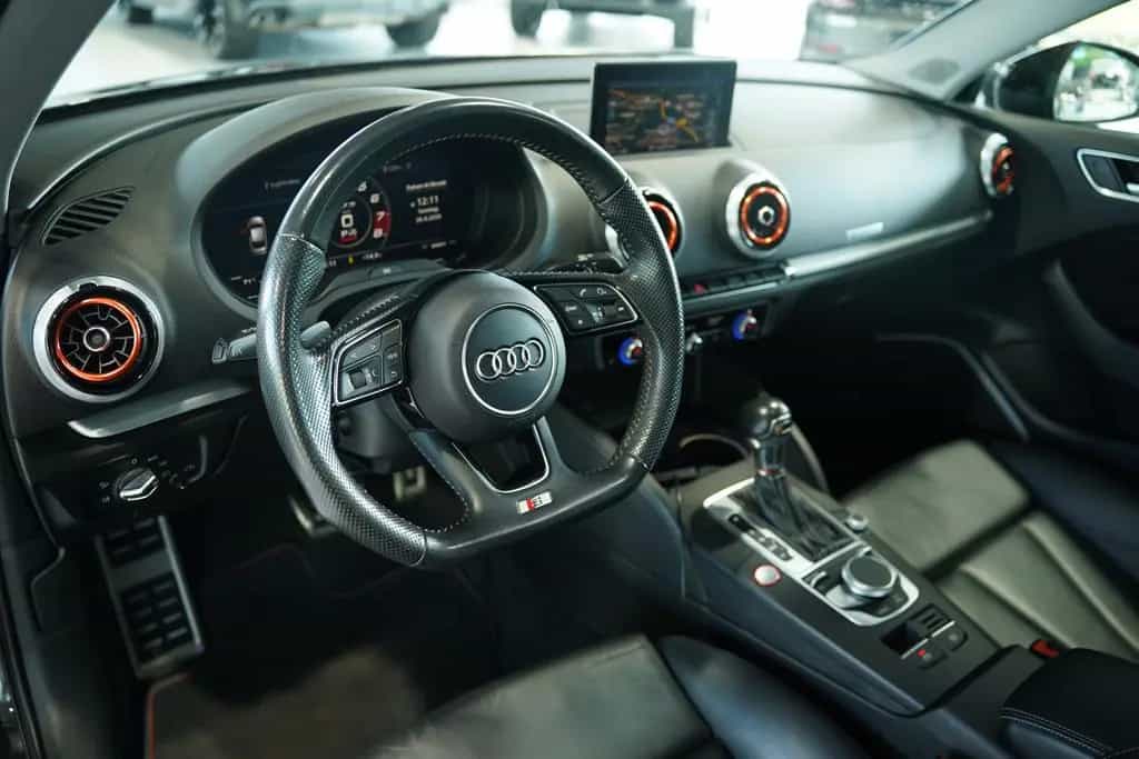 Audi S3 Limousine q. 2.H *Pano*NO OPF*Schale*Virtual 02/2018-photo-25