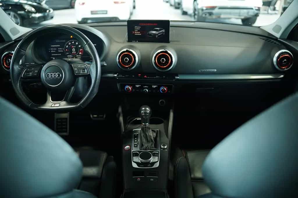 Audi S3 Limousine q. 2.H *Pano*NO OPF*Schale*Virtual 02/2018-photo-45