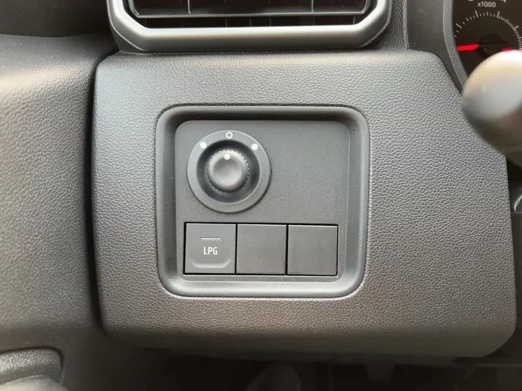 Dacia Duster Expression TCe 100 ECO-G Gasanlage wenig 03/2023-photo-14