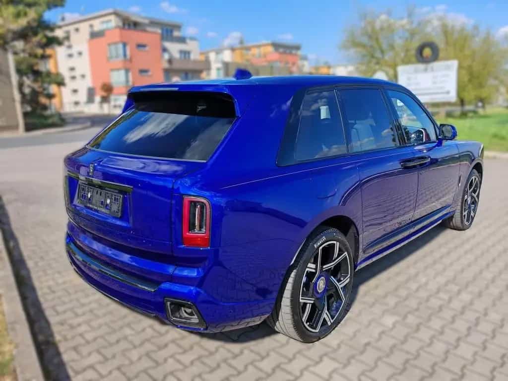 Rolls-Royce Cullinan Black Badge Series II - Sofort !!! 04/2026-photo-2