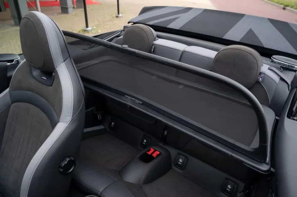 MINI John Cooper Works Cabrio 231pk 06/2022-photo-31