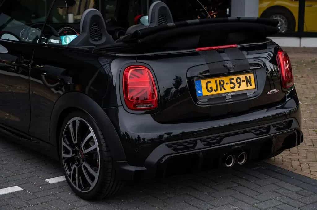MINI John Cooper Works Cabrio 231pk 06/2022-photo-32