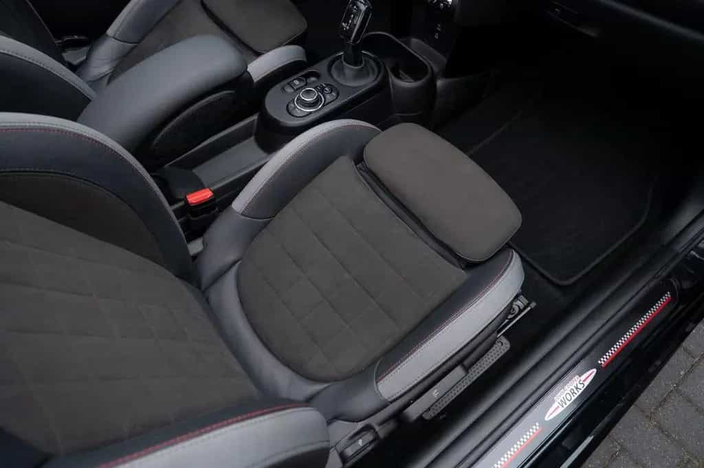 MINI John Cooper Works Cabrio 231pk 06/2022-photo-41