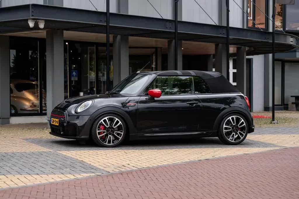 MINI John Cooper Works Cabrio 231pk 06/2022-photo-48