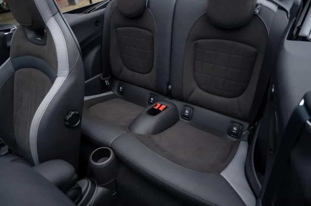 MINI John Cooper Works Cabrio 231pk 06/2022-photo-9