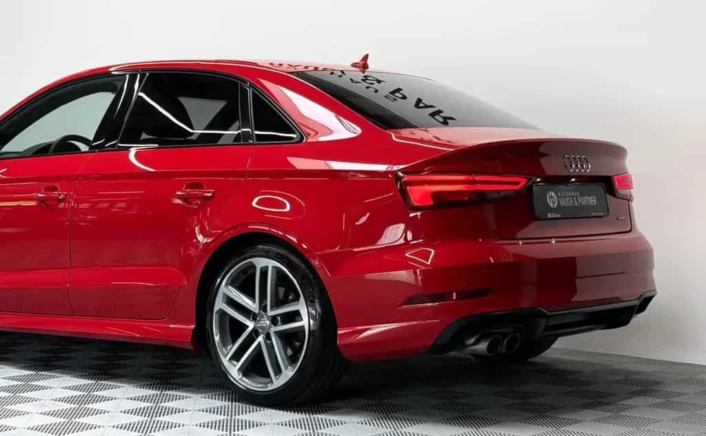 Audi A3 2.0 TFSI S-Tr. Lim q. S-Line *Virtual*B&O*ACC 07/2018-photo-4