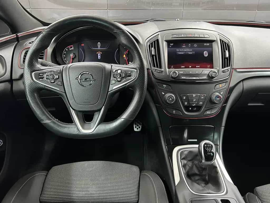 Opel Insignia Sport 4x4 OPC-Line+ACC+BI-Xenon+Keyless 05/2014-photo-10