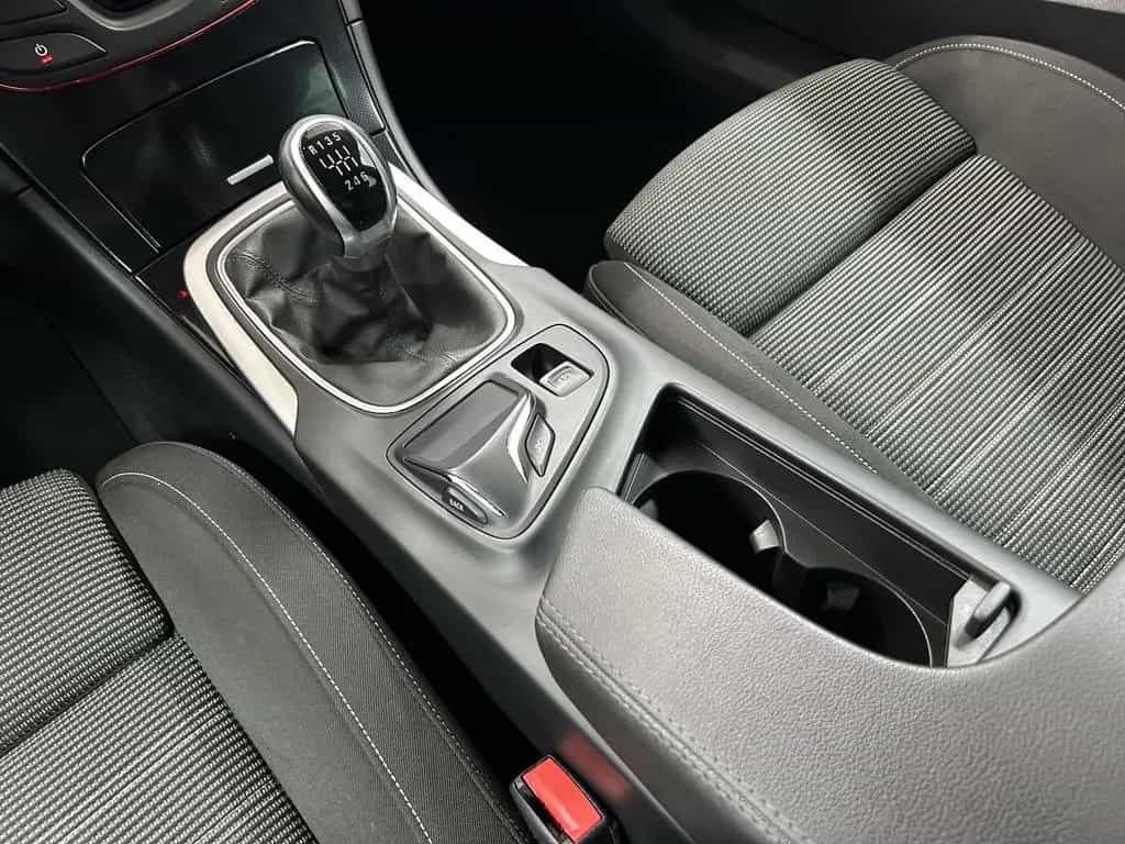 Opel Insignia Sport 4x4 OPC-Line+ACC+BI-Xenon+Keyless 05/2014-photo-15