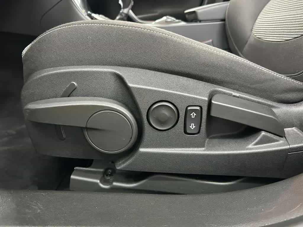 Opel Insignia Sport 4x4 OPC-Line+ACC+BI-Xenon+Keyless 05/2014-photo-23