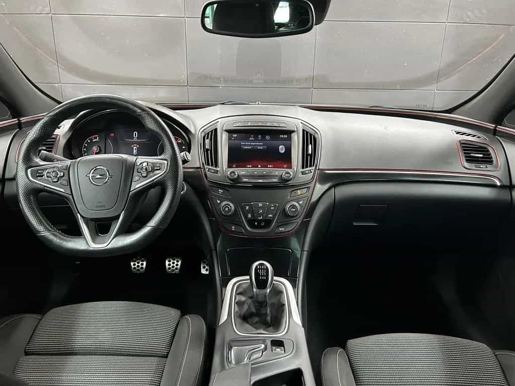 Opel Insignia Sport 4x4 OPC-Line+ACC+BI-Xenon+Keyless 05/2014-photo-7