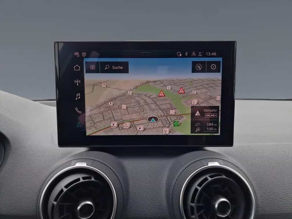 Audi Q2 30 TFSI NAVI+ AHK STHZG 18" ACC Advanced 03/2025-photo-15