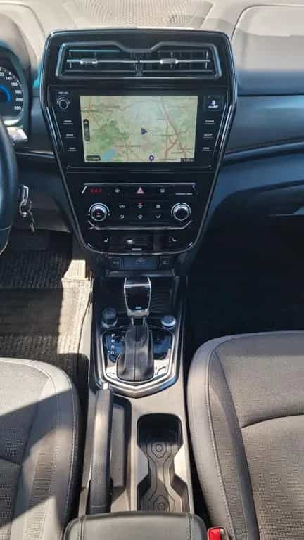 Ssangyong Tivoli 1,5 l Benziner  FIZZ AHK KAMERA S/W RÄDER 06/2021-photo-25