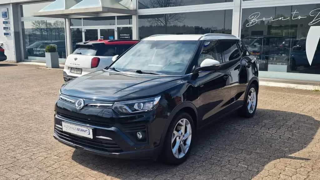 Ssangyong Tivoli 1,5 l Benziner  FIZZ AHK KAMERA S/W RÄDER 06/2021-photo-5
