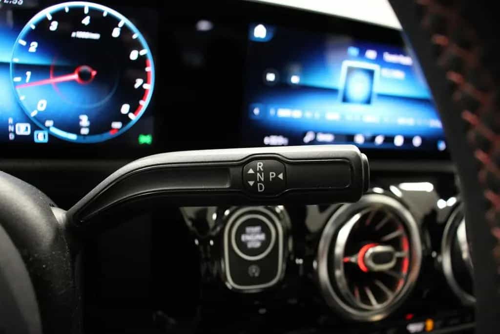 Mercedes-Benz CLA 200 AMG Aut. KAMERA NAVI SHZ LED 2.HD S.HEFT 05/2019-photo-22