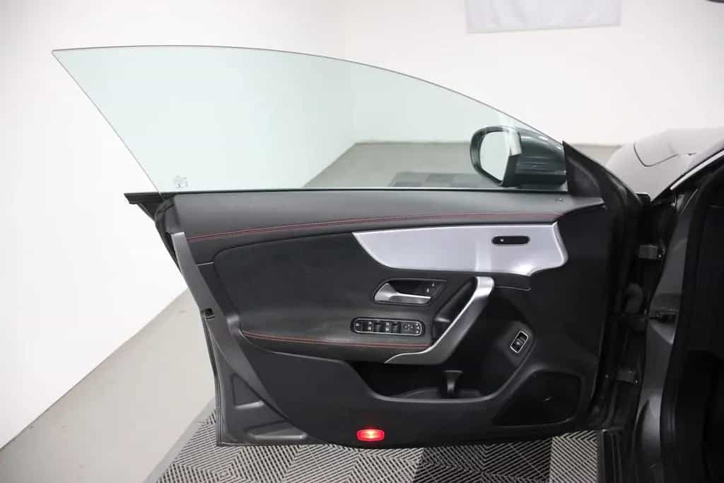 Mercedes-Benz CLA 200 AMG Aut. KAMERA NAVI SHZ LED 2.HD S.HEFT 05/2019-photo-4