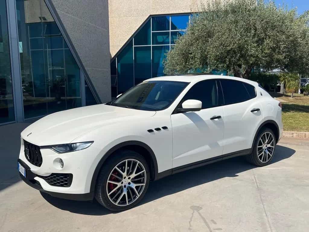 Maserati Levante V6 Diesel 275 CV AWD 02/2017-photo-0