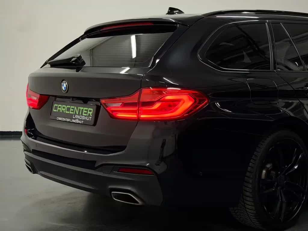 BMW 5 Series 520d M-PAKET PANO/R-KAM/L-HZG/VIRTUAL/AMBIENTE 11/2018-photo-12