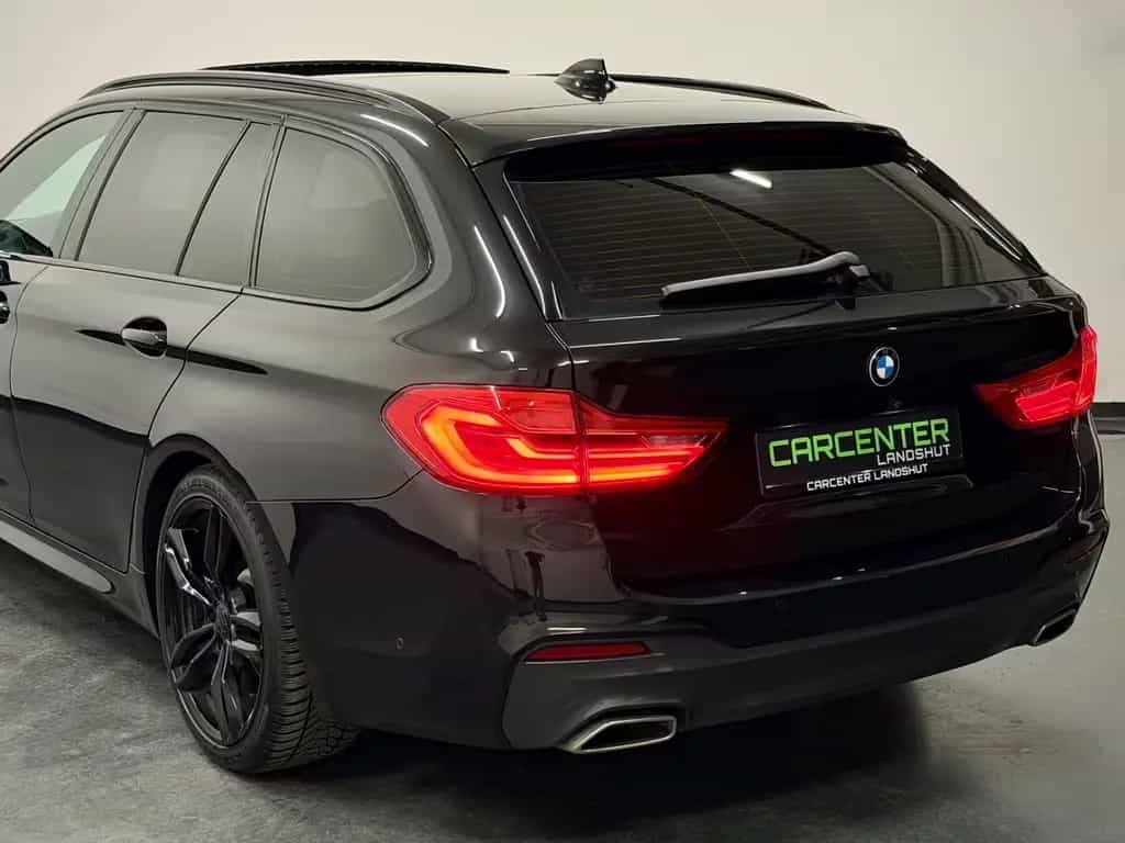 BMW 5 Series 520d M-PAKET PANO/R-KAM/L-HZG/VIRTUAL/AMBIENTE 11/2018-photo-26