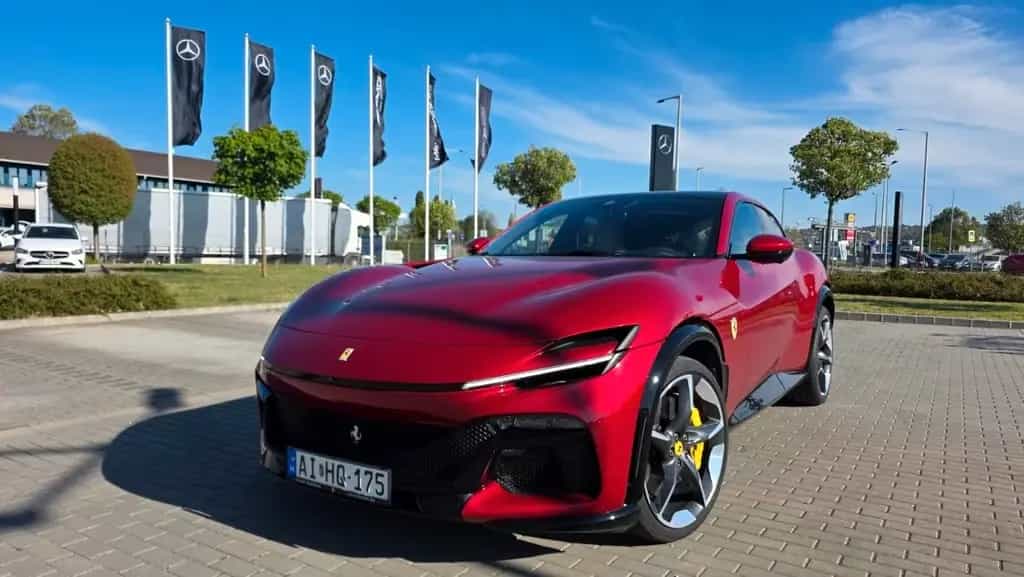 Ferrari Purosangue V12 DCT 4WD/PANO/STZH-BL/360CAM/HIFI 12/2024-photo-0