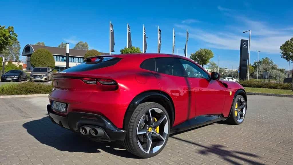 Ferrari Purosangue V12 DCT 4WD/PANO/STZH-BL/360CAM/HIFI 12/2024-photo-11