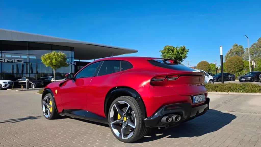 Ferrari Purosangue V12 DCT 4WD/PANO/STZH-BL/360CAM/HIFI 12/2024-photo-13