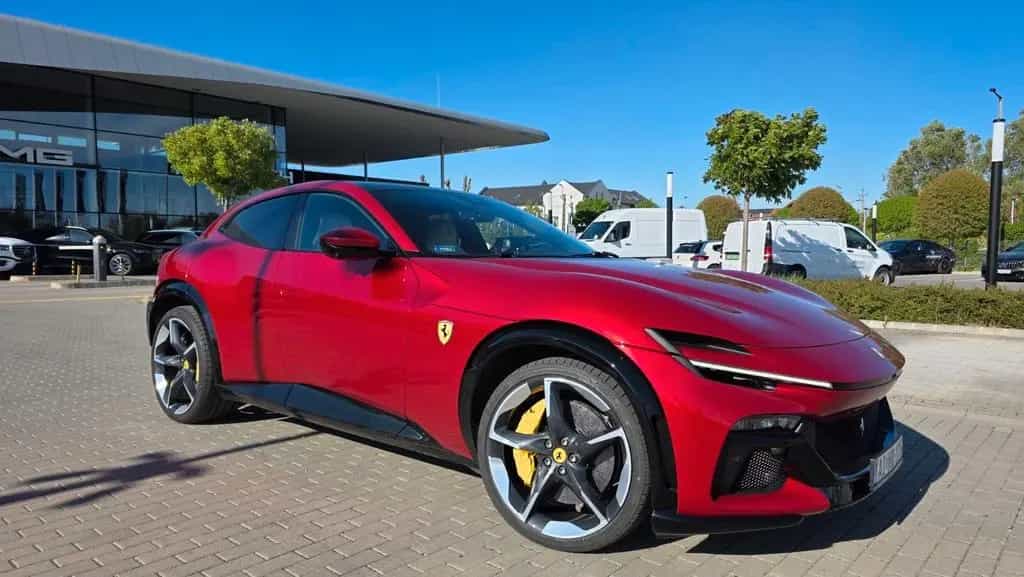 Ferrari Purosangue V12 DCT 4WD/PANO/STZH-BL/360CAM/HIFI 12/2024-photo-16