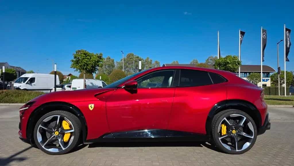 Ferrari Purosangue V12 DCT 4WD/PANO/STZH-BL/360CAM/HIFI 12/2024-photo-17