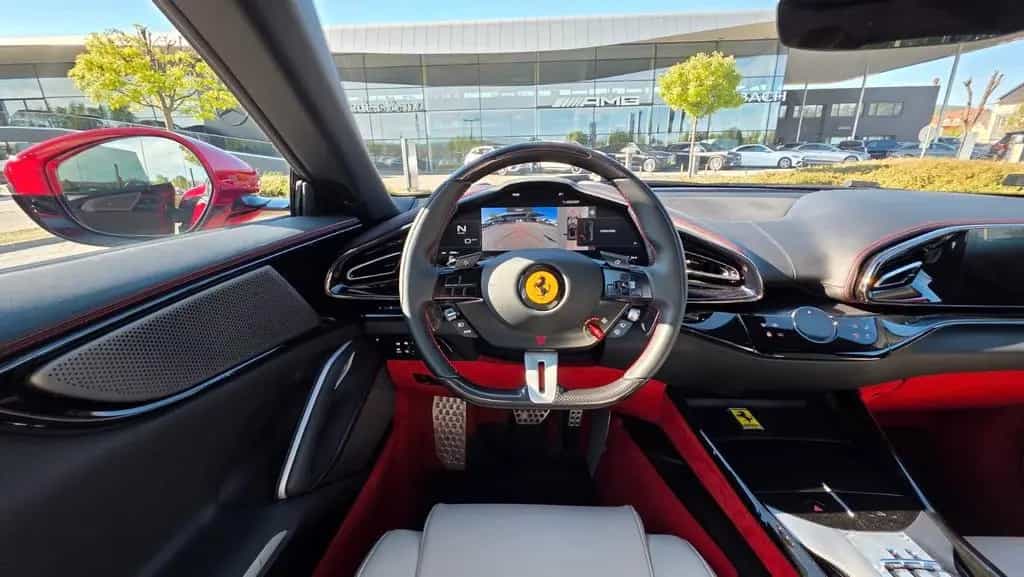 Ferrari Purosangue V12 DCT 4WD/PANO/STZH-BL/360CAM/HIFI 12/2024-photo-31