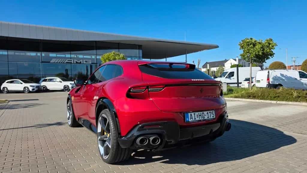 Ferrari Purosangue V12 DCT 4WD/PANO/STZH-BL/360CAM/HIFI 12/2024-photo-7