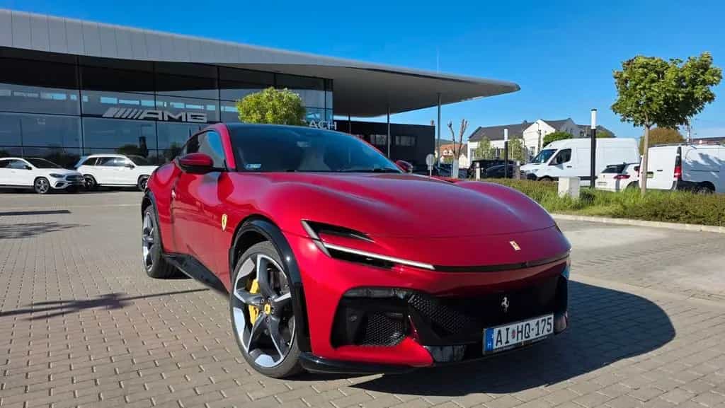 Ferrari Purosangue V12 DCT 4WD/PANO/STZH-BL/360CAM/HIFI 12/2024-photo-9