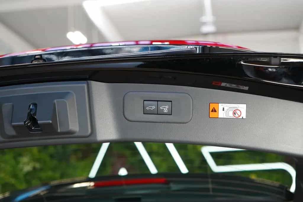Lexus NX 350h NX350h*FWD*COMFORT TOP*ACC*LED*CZ*41.901 € NETTO 02/2024-photo-17